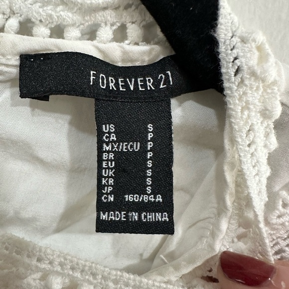 Forever 21 white lace crop top small - Picture 4 of 7